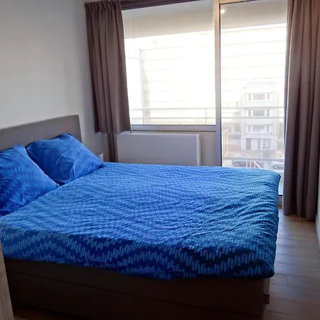 Near And Marina, Cleaning Included * 니우포르트