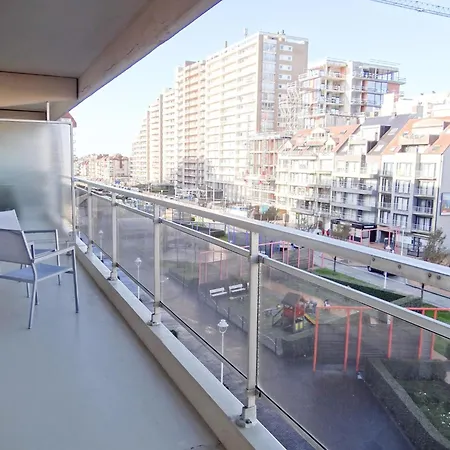 In With Terrace, Cleaning Included *
